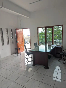 PROMO Rumah Kantor lokasi nyaman Setra Duta Sariwangi Bandung