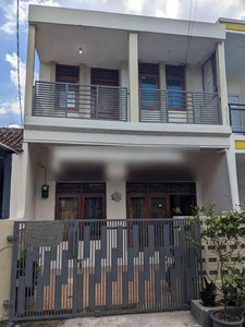 Rumah 2 Lantai di Pasirjati Elok, Bandung