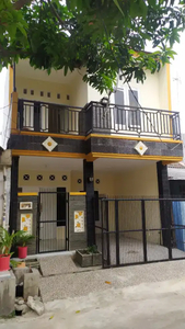 Rumah 2 Lantai di VMG 2 Villa Mutiara Gading 2 samping Bumi Anggrek