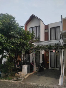 Rumah 2 lt Permata Puri