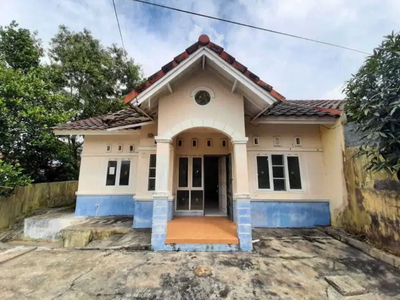 Rumah Bagus Unfurnished HGB di Anggrek Sari, Batam