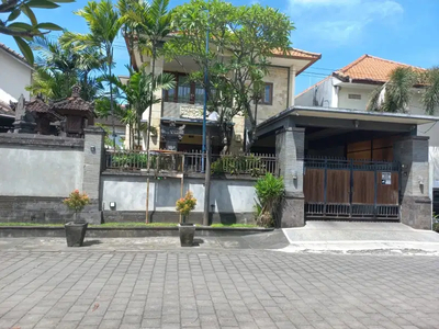 Rumah Cantik strategis Gunung Soputan Denpasar Bali