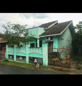 Rumah di Kadipiro