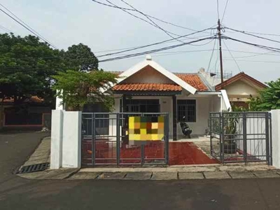 Rumah Hook 1lt Hdp Utara Siap Huni Lingk Nyaman Di Gandul Cinere