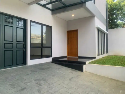 Rumah Mewah 100% Baru Jalan
Cipaganti Dekat Setiabudi Bandung Utara