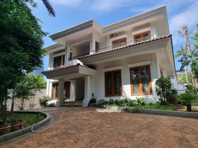 Rumah Mewah Untuk Di Sewa Area Kuningan Jakarta Selatan