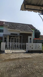 Rumah Ready dekat exit tol Malang 300 jt