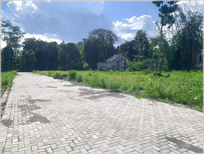 Utara kampus UGM Dijual Tanah Sleman di Jl. Kaliurang Km. 12
