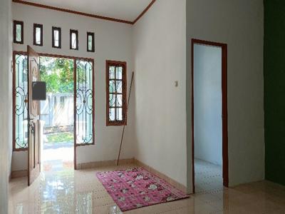 Disewakan Rumah 1 lantai cluster Graha Raya Bintaro Tangsel