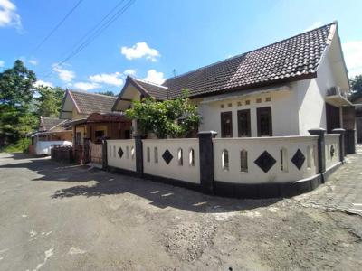 Rumah Murah Furnish Minimalis Jln Kaliurang Km 8 Dkt Kampus UGM UII