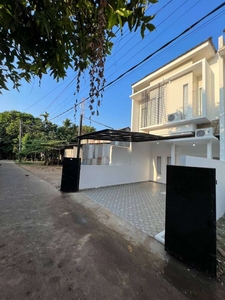 Dijual Rumah 2 lantai di Jatiasih