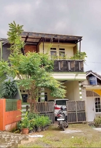 Dijual rumah 2 lantai di Villa Citra Bantar Jati