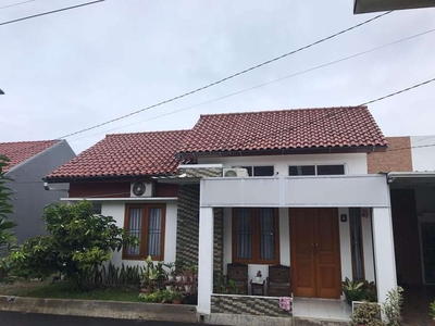 Dijual rumah 830jt harga normal 950