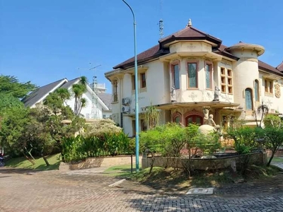 Dijual Rumah besar Furnished 2 Lantai di Kemang Pratama Regency,Bekasi