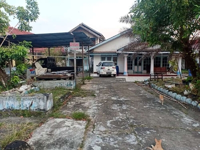 Dijual Rumah Induk, Lokasi Strategis di Kota Pontianak