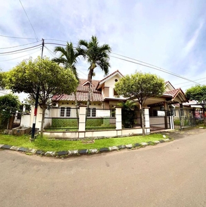 DIJUAL RUMAH KEMANG PRATAMA 3