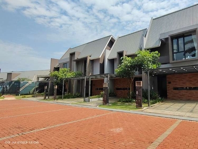 Dijual rumah mewah 2 Lt Dp 0% Free biaya Kpr Telaga Kahuripan Bogor