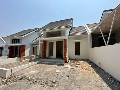 Dijual rumah mewah minimalis 50 meter dari Padma Residence