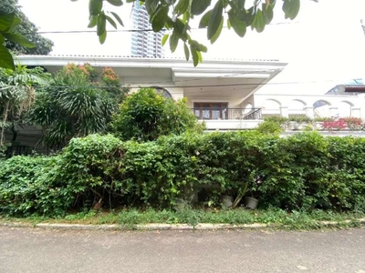 Dijual rumah sangat murah di Jl Jayamandala Menteng jakarta selatan