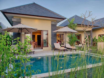 Dijual villa komplek 10bed Babakan Canggu Kuta Utara Badung Bali