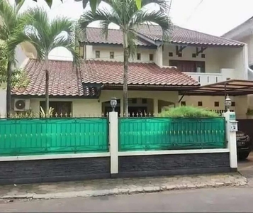 Mewah dan Superr Luas Dijual Rumah Dekat UGM Area Hyatt Jl. Palagan