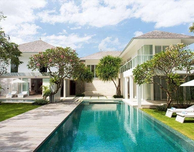 NEAR BATU BOLONG BEACH 2 Units Luxurious Modern Villa Canggu Bali Full
