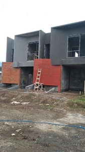 Rumah 2 Lantai Fasum lengkap di pusat kota Cimahi.