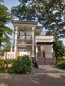 Rumah 2lantai Hadap Timur Bagus di Perumahan Citra Raya Tangerang