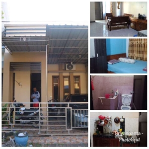 Rumah bagus murah di Perumahan Griyashanta Malang