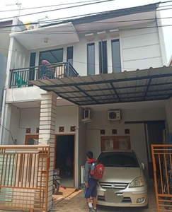 Rumah Di Boulevar Hijau Harapan Indah Bekasi