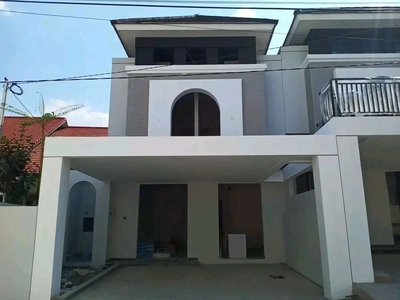 Rumah di samping Al Azhar Tembalang Semarang