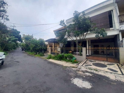 Rumah Dijual jl. Danau Tondano Sawojajar Malang Murah cepat B.U 2 LT