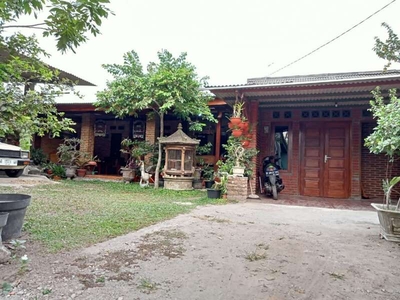 Rumah Dijual Jogja Deket Kampus UII Terpadu Ngaglik Yogyakarta.