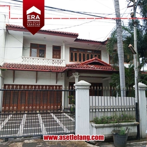 Rumah Jl. H. Syahrin, Gandaria Utara, Kebayoran Baru, Jakarta Selatan