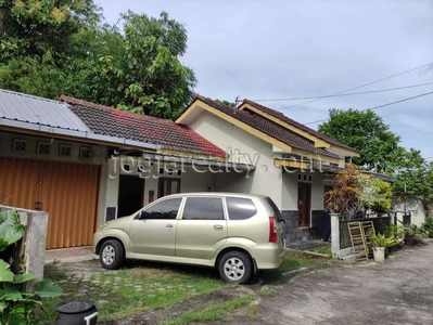 Rumah Ruang Terbuka Dalam Perum Dekat UMY Dijual Kasihan Yogyakarta