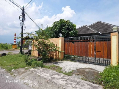 Rumah Lapang BESAR MURAH Luas Tanah 613m2 di Tirtomartani Kalasan