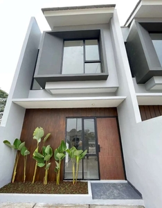 Rumah mewah 700juaan di Bekasi