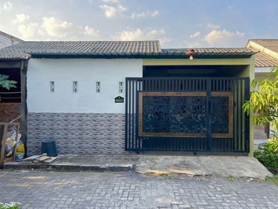 Rumah murah bebas banjir kamar 3 di Perum Mutiara hati Semarang