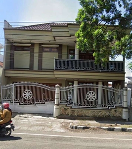 Rumah nyaman nol jalan besar kota kediri