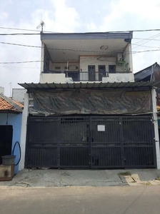 Rumah pinggir jalan cocok untuk usaha/kantor di Margahayu,Bekasi Timur