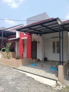 Rumah strategis dan bebas banjir di Perumahan Le Mirage Villa Depok