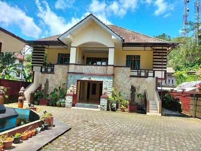 Rumah Villa dekat Pasar Bedugul Patung JagungCandi Kuning Bedugul Bali