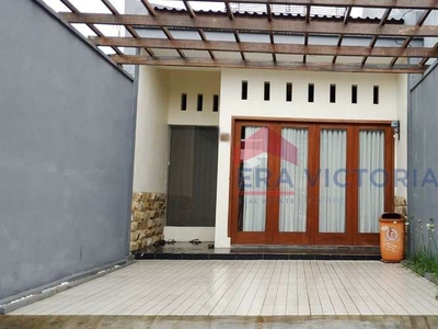 Rumah Villa Jalan Abdul Jalil Kota Batu Kondisi Bagus Terawat