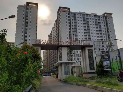 Sewa apartemeun tipe studio full furnished bebas biaya IPL di Jaktim