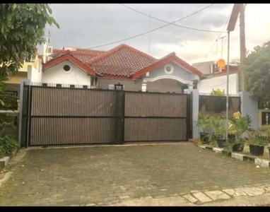 Dijual Rumah 1.5 Lantai Cocok Untuk Usaha di Rawalumbu, Bekasi