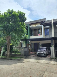 Dijual Rumah Bagus 2 Lantai di Villa Mutia Kirana, Bekasi