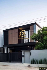 Dijual Rumah Cantik 2 Lantai sdh Renovasi di Bintaro Satu