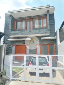 Dijual rumah di dago siap huni