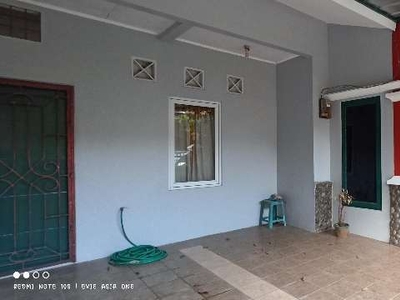 Dijual rumah di Vila Nusa Indah