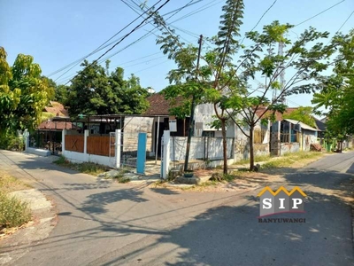 Dijual rumah hook di Jln. MH Thamrin gentengan Baru Banyuwangi